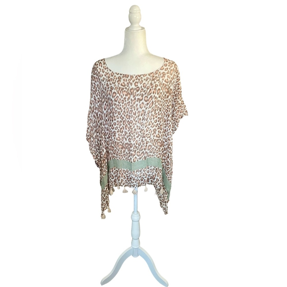 NWT Demdaco Linen Blend Leopard Print Tassel Poncho One Size